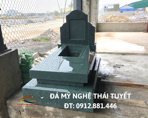 Mộ không mái - MKM 029