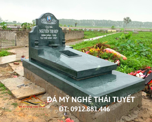 Mộ xanh rêu - MXR 002