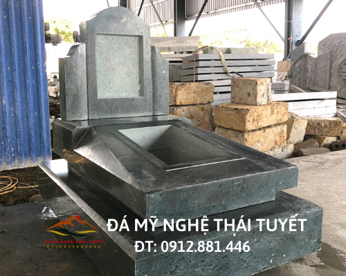 Mộ xanh rêu - MXR 004