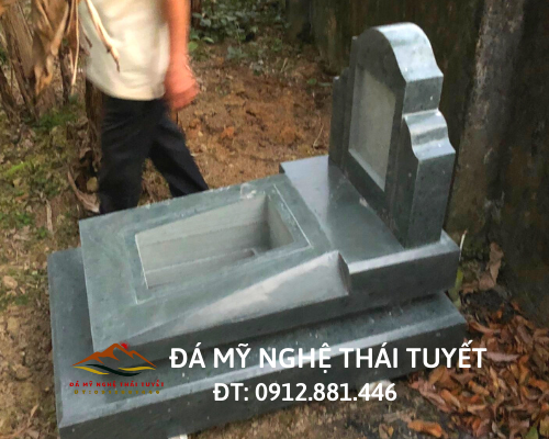 Mộ xanh rêu - MXR 005