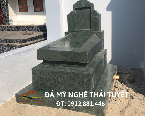 Mộ xanh rêu - MXR 007