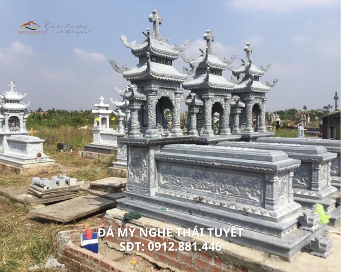 Mộ Đá Công Giáo - MCG005
